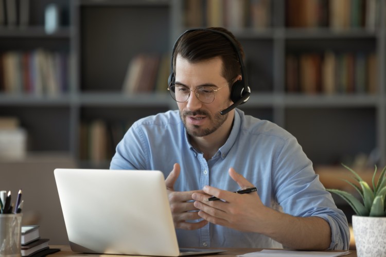 Teacher creating online course